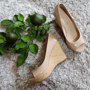 Franco Sarto peep toe wedge, Size 7M
